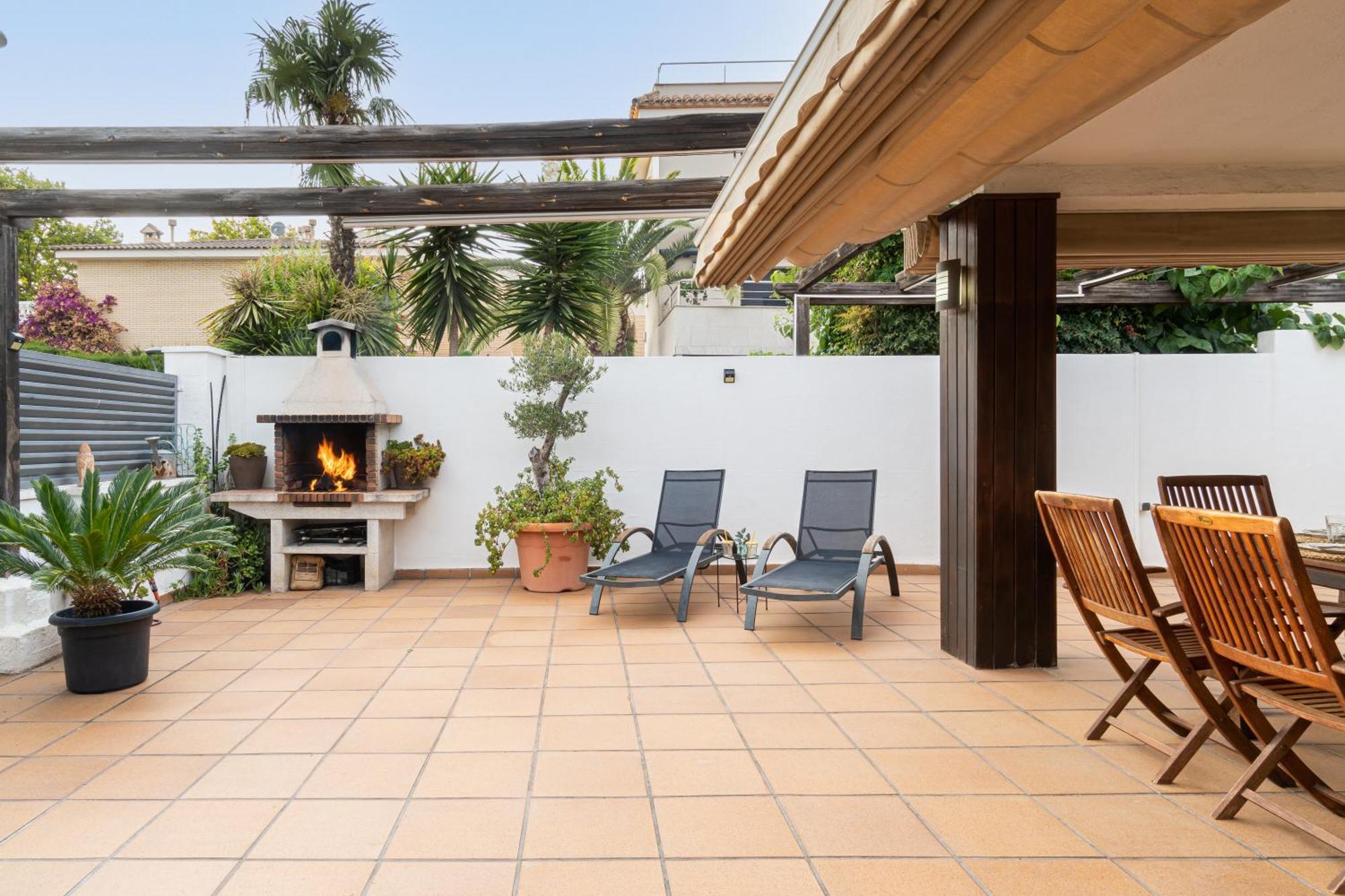 "Charm & Cozy 4Br - 3Ba With Pool & Barbecue" Villa Cambrils Dış mekan fotoğraf